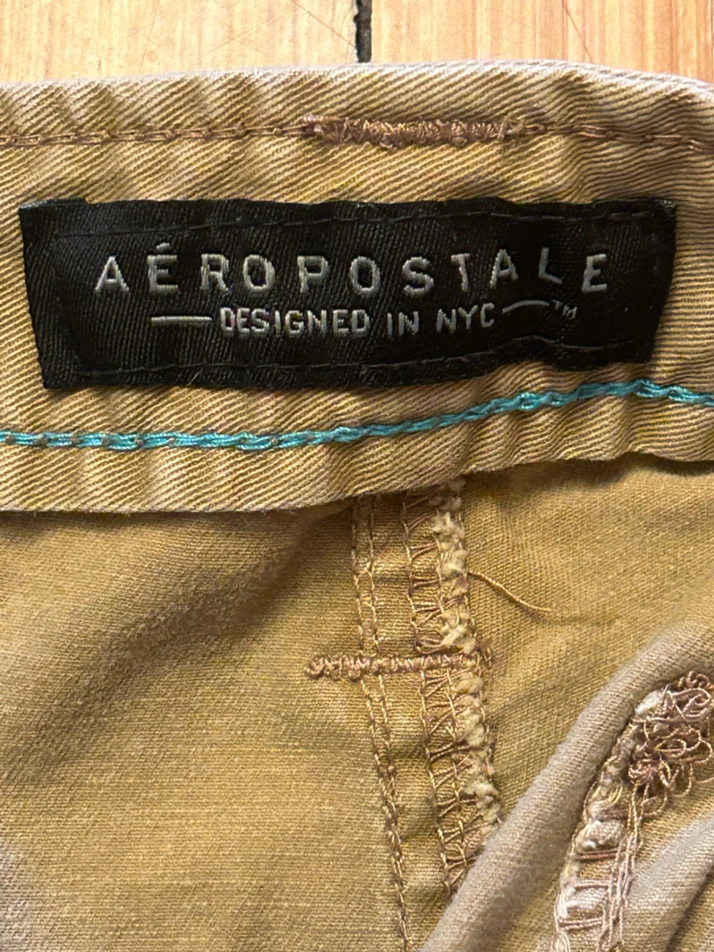 Aéropostale Men's Cargo Shorts Beige Cotton Spandex Regular Fit Size 32 - Picture 6 of 7